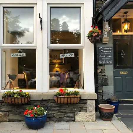 Autumn Leaves 3* Windermere