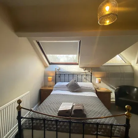 Guest house Autumn Leaves