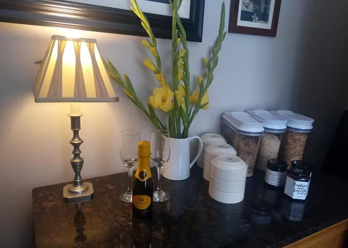 بيت ضيافة Autumn Leaves ويندرمير