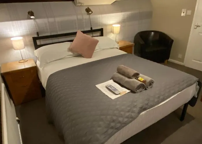 Autumn Leaves ويندرمير