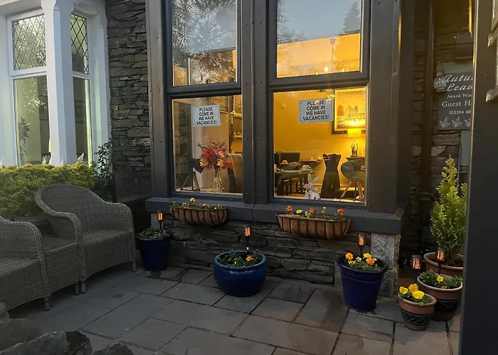 Autumn Leaves بيت ضيافة 3*