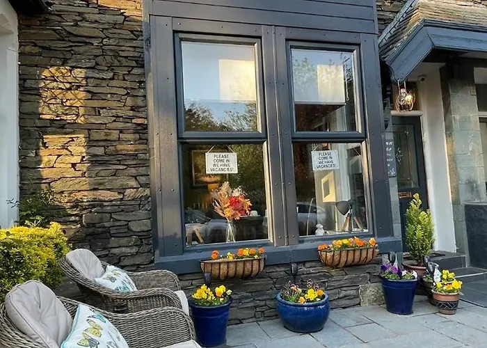 Autumn Leaves 3* ويندرمير