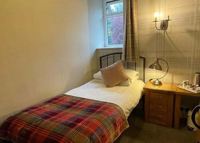 Autumn Leaves بيت ضيافة 3*