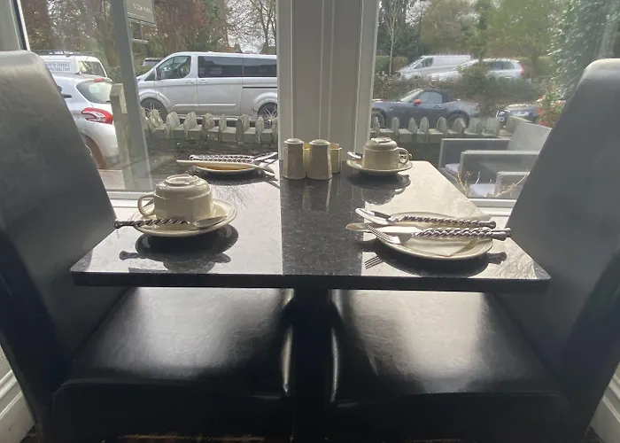 Autumn Leaves بيت ضيافة